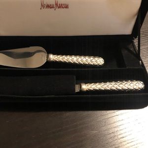 Godinger cake set server.